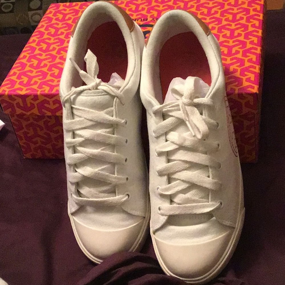Tory Burch Canvas Sneaker size 8.5